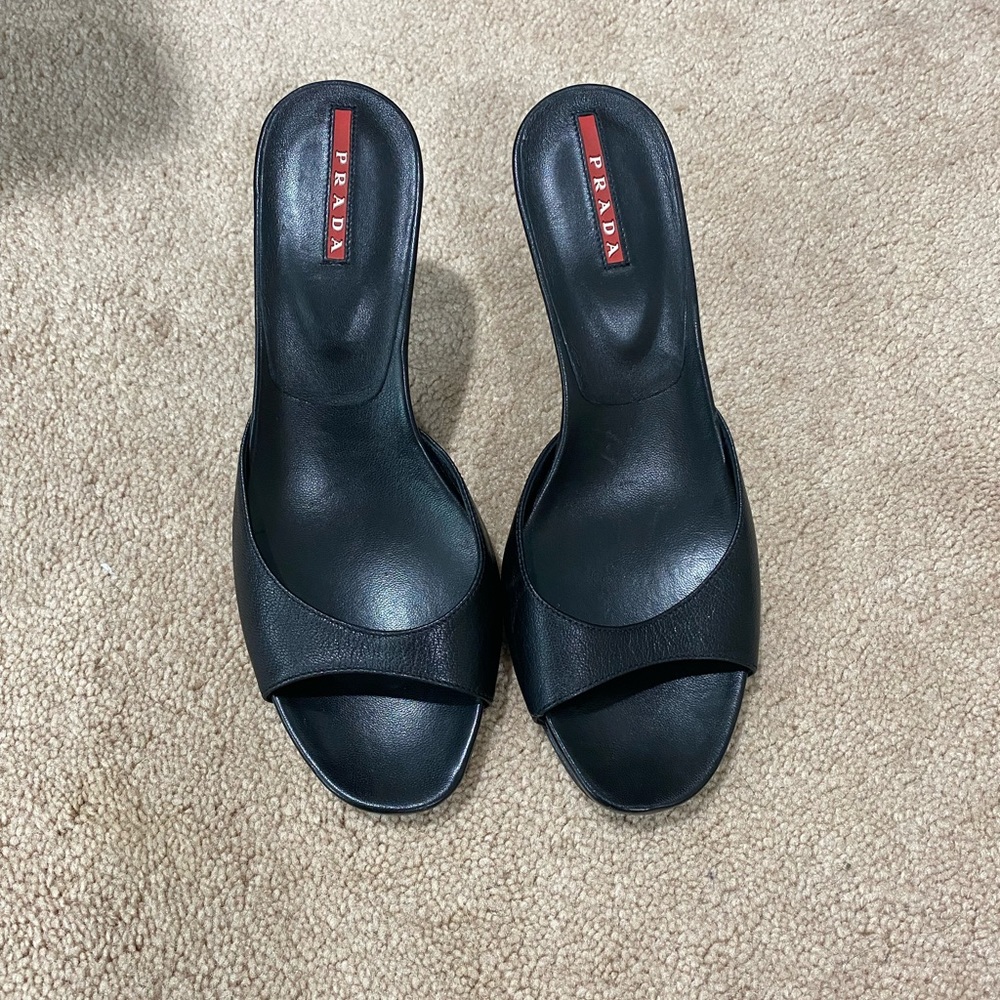 PRADA heeled sandals (size 7)